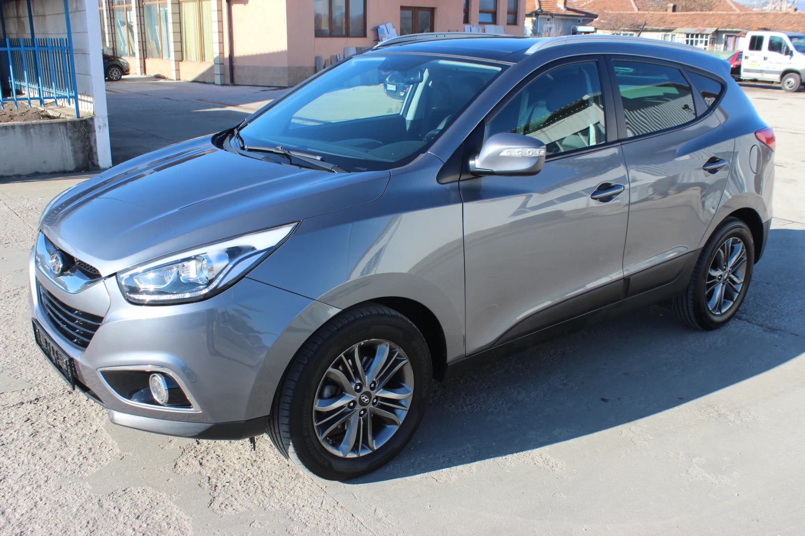 Hyundai IX35 2.0 crdi 136к.с. 4x4 AВТОМАТ, ПАНОРАМА, КОЖА | Mobile.bg — изображение 11