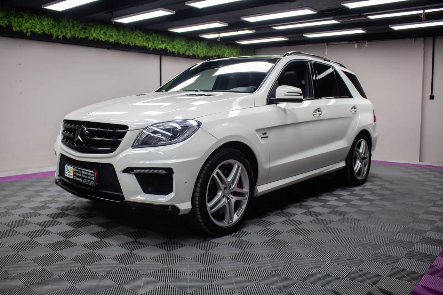 Mercedes-Benz ML 63 AMG AMG PERFORMANCE PAKAGE - изображение 5
