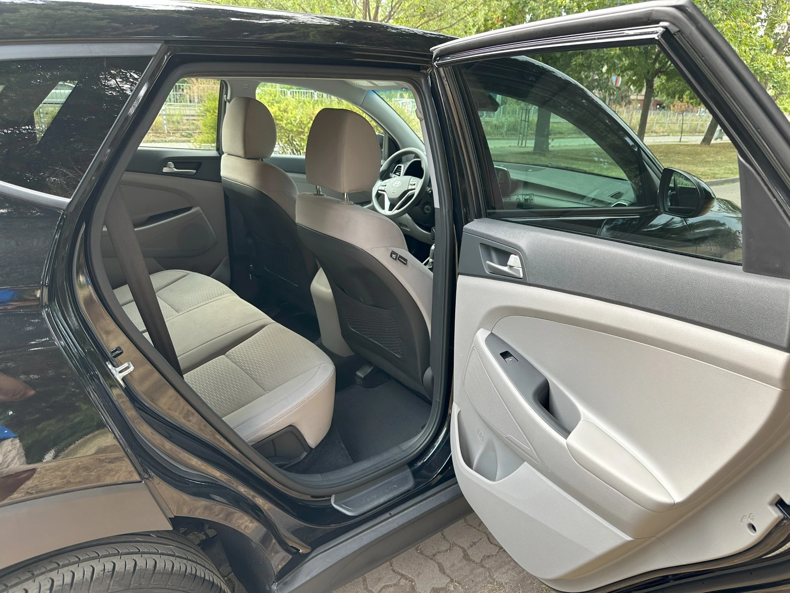 Hyundai Tucson 2.0i, HTRAC - изображение 9