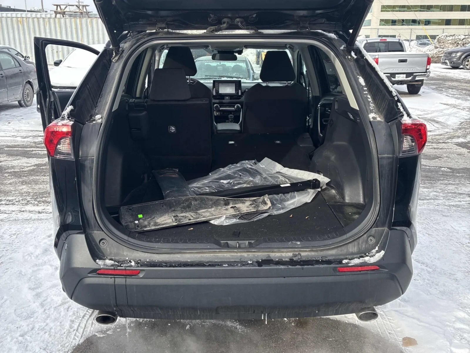 Toyota Rav4 * Hybrid XLE* CARFAX * БЕЗ ПЪРВОНАЧАЛНА ВНОСКА - изображение 10