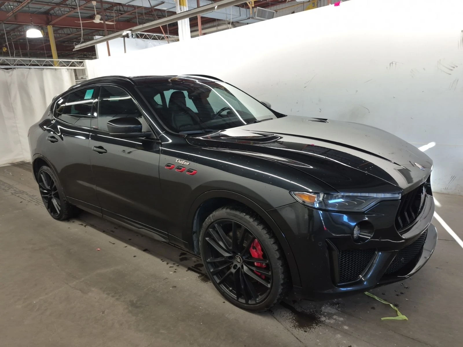 Maserati Levante * GTS * CARFAX * PANO * 2 КЛЮЧА - изображение 2