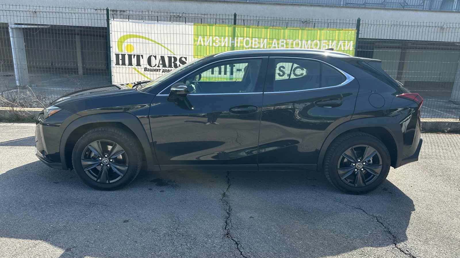 Lexus UX 250h Face Lift 2023 2.0 Hybrid в Гаранция - изображение 4