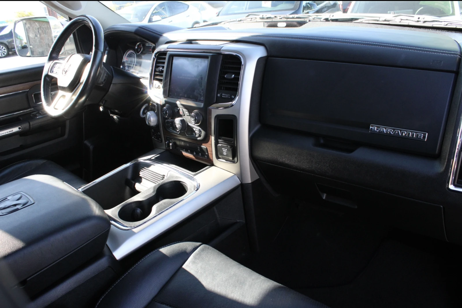 Dodge RAM 1500 АВТОКРЕДИТ, снимка 10 - Автомобили и джипове - 53820492