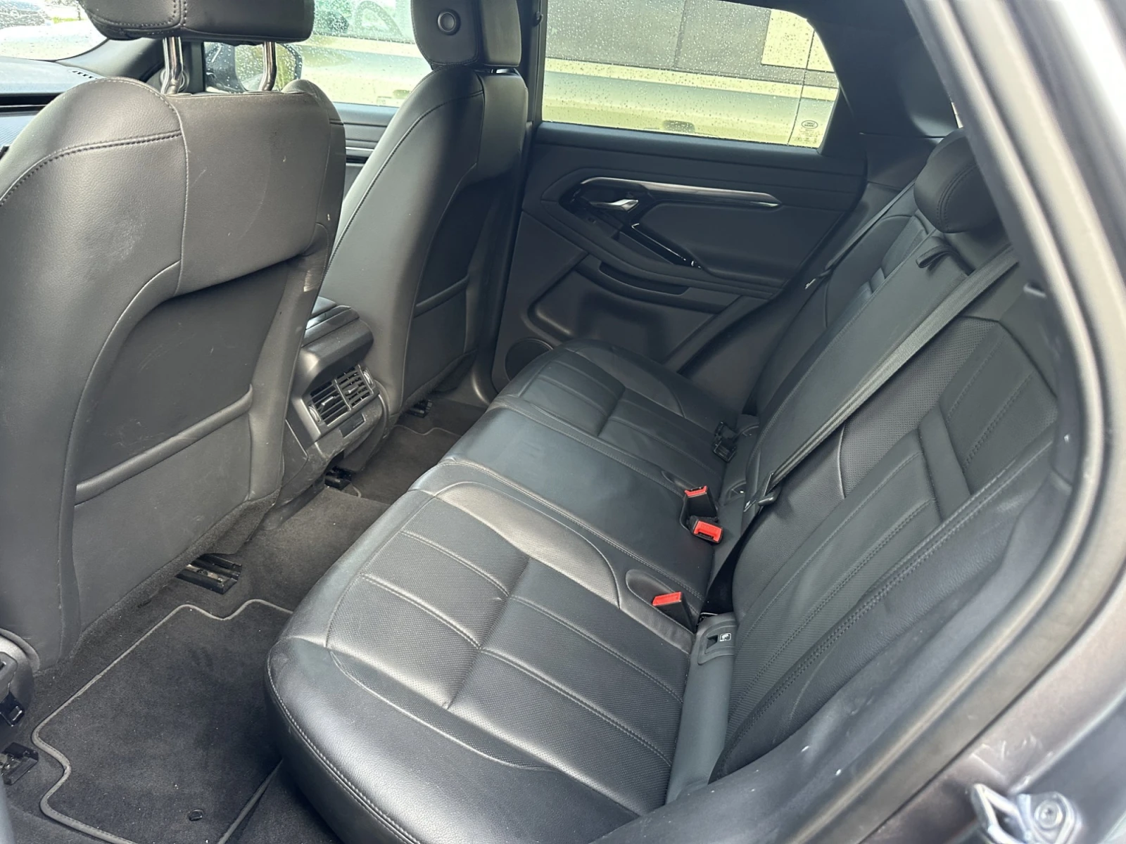 Land Rover Range Rover Evoque 2.0 TD4 R-Dynamic, снимка 11 - Автомобили и джипове - 54043819