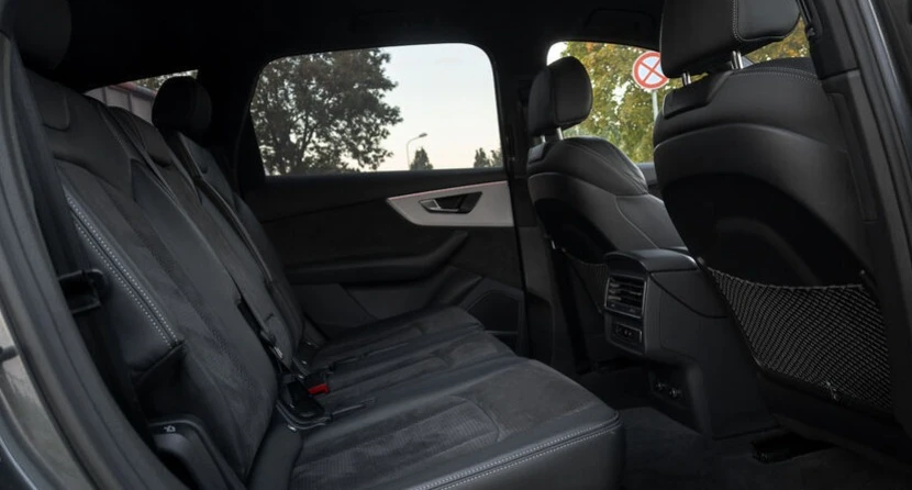 Audi Q7 55 TFSI Quattro S - line, снимка 8 - Автомобили и джипове - 54218363