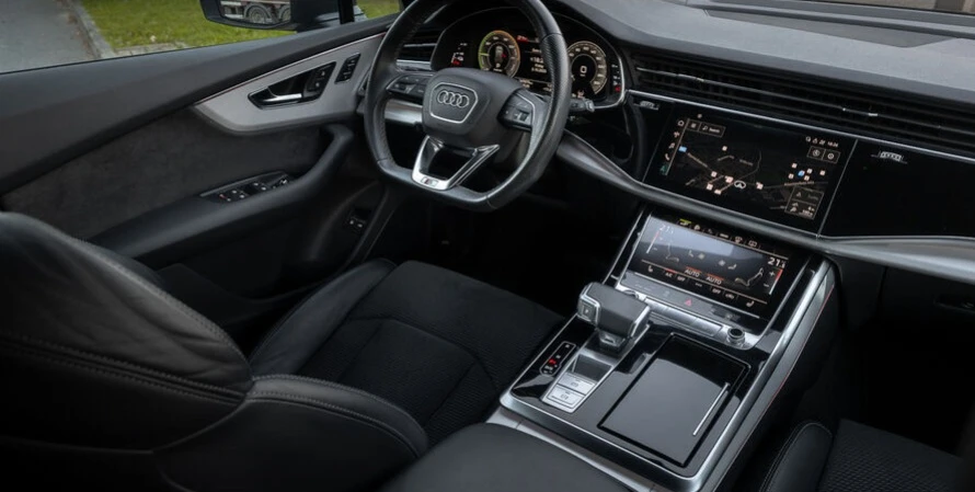 Audi Q7 55 TFSI Quattro S - line, снимка 6 - Автомобили и джипове - 54218363