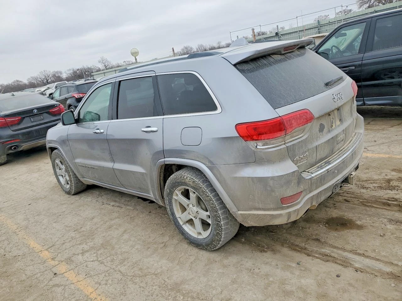 Jeep Grand cherokee 3.6l Overland, снимка 2 - Автомобили и джипове - 54323887