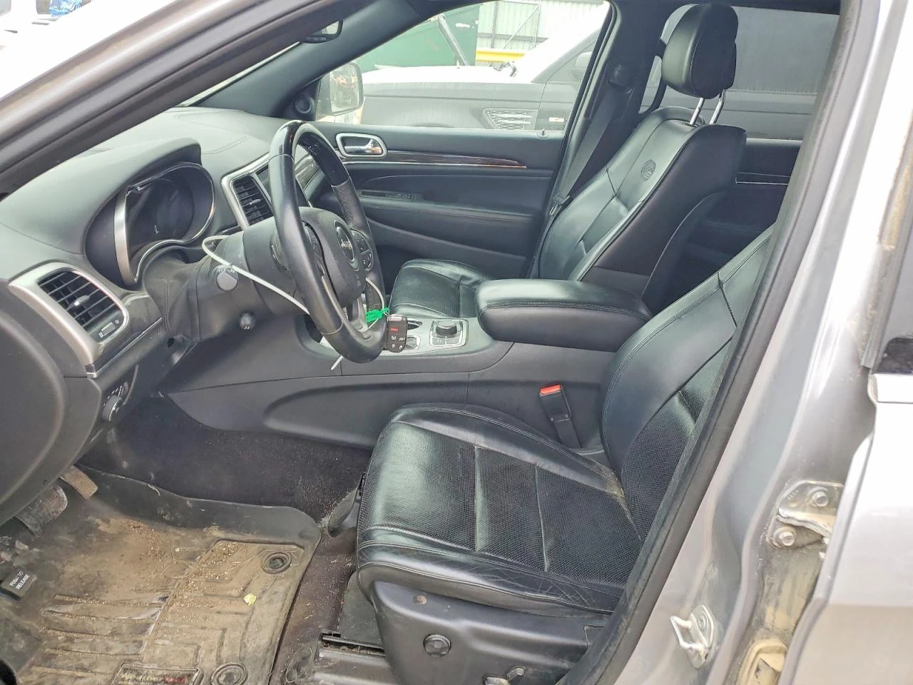 Jeep Grand cherokee 3.6l Overland, снимка 7 - Автомобили и джипове - 54323887