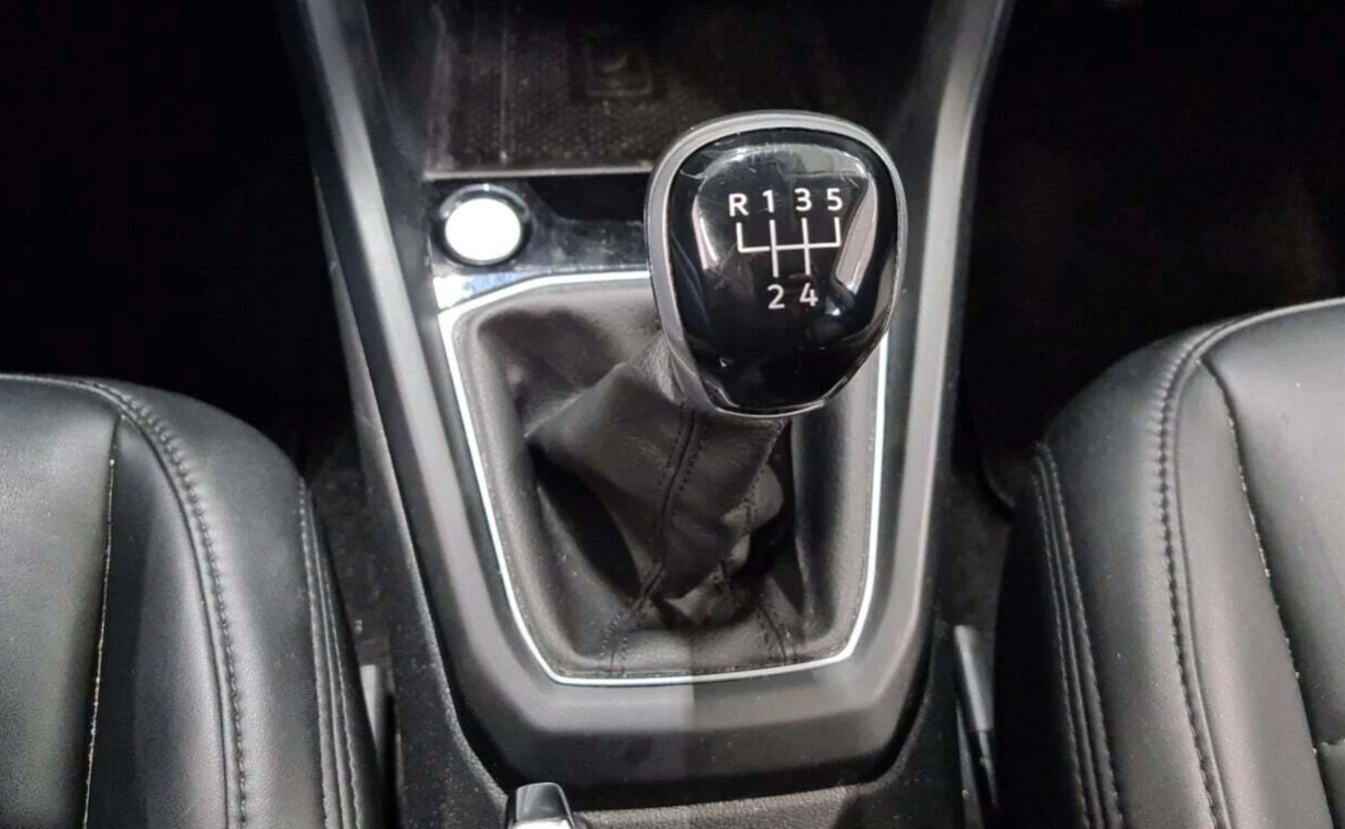 VW T-Cross, снимка 11 - Автомобили и джипове - 54455842