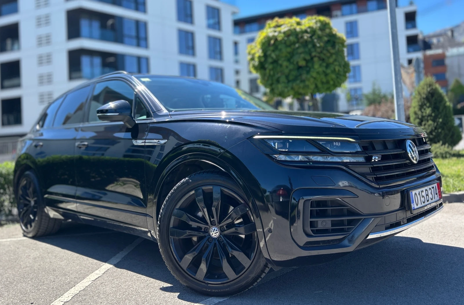 VW Touareg Rline* Black Edition, снимка 3 - Автомобили и джипове - 54566215