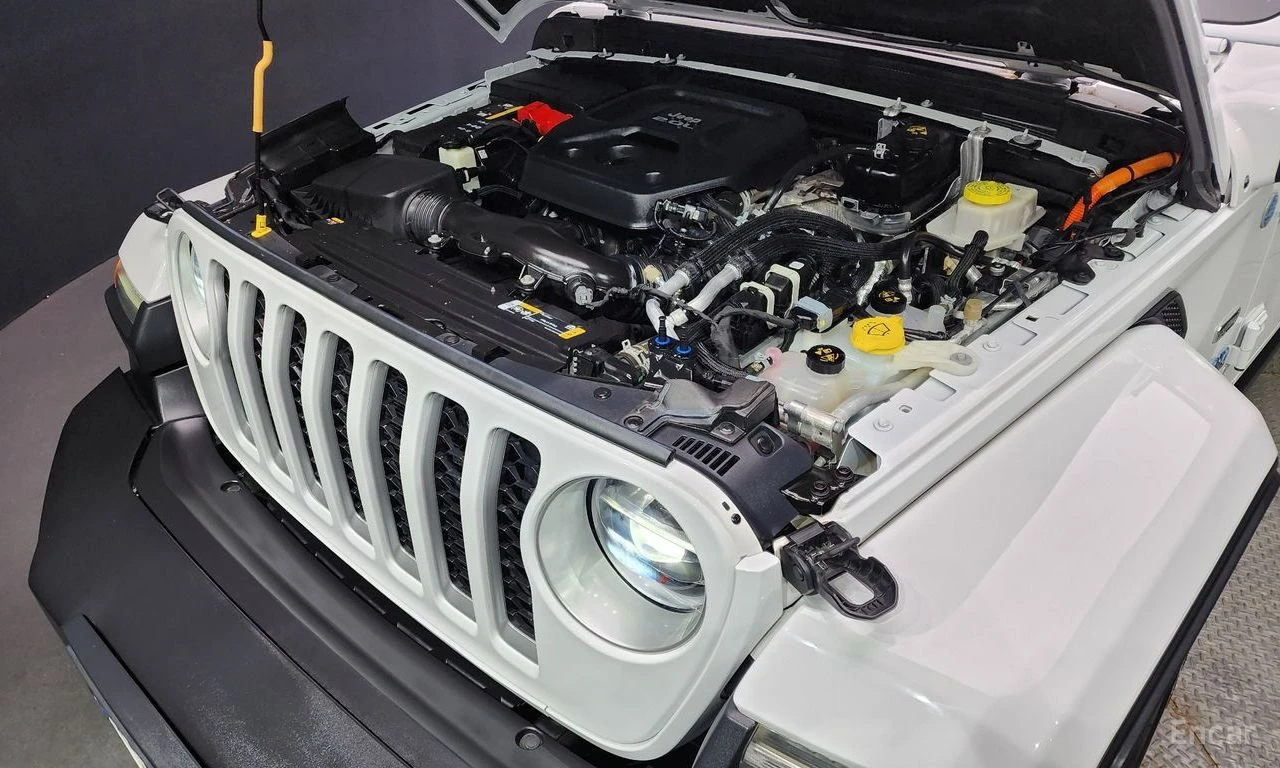 Jeep Grand cherokee OVERLAND* 2.0* ПОДГРЕВ* КАМЕРА* МЪРТВА* ТОЧКА* , снимка 17 - Автомобили и джипове - 54730627