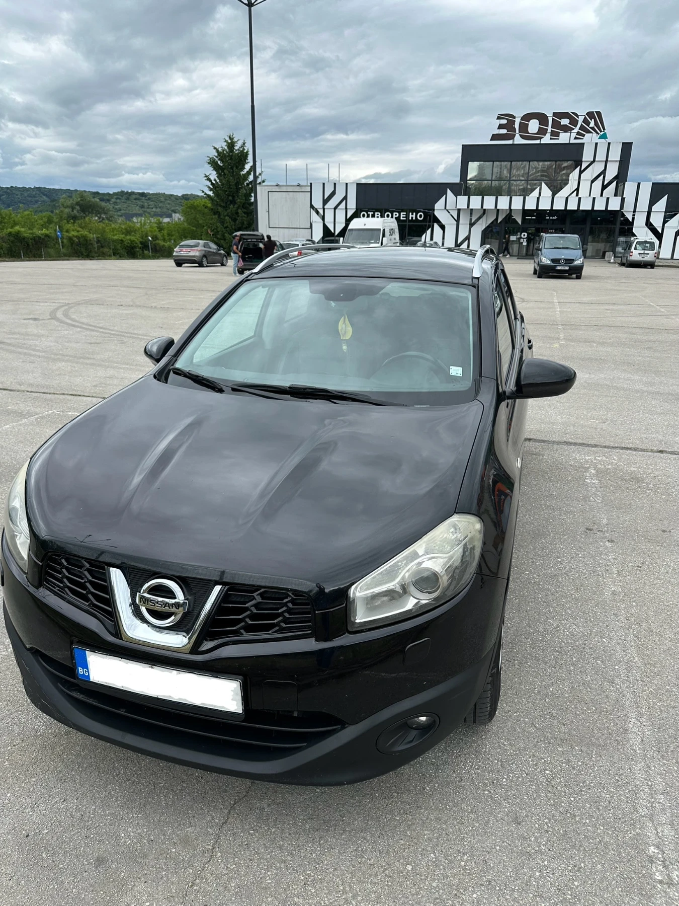 Nissan Qashqai, снимка 2 - Автомобили и джипове - 54763690