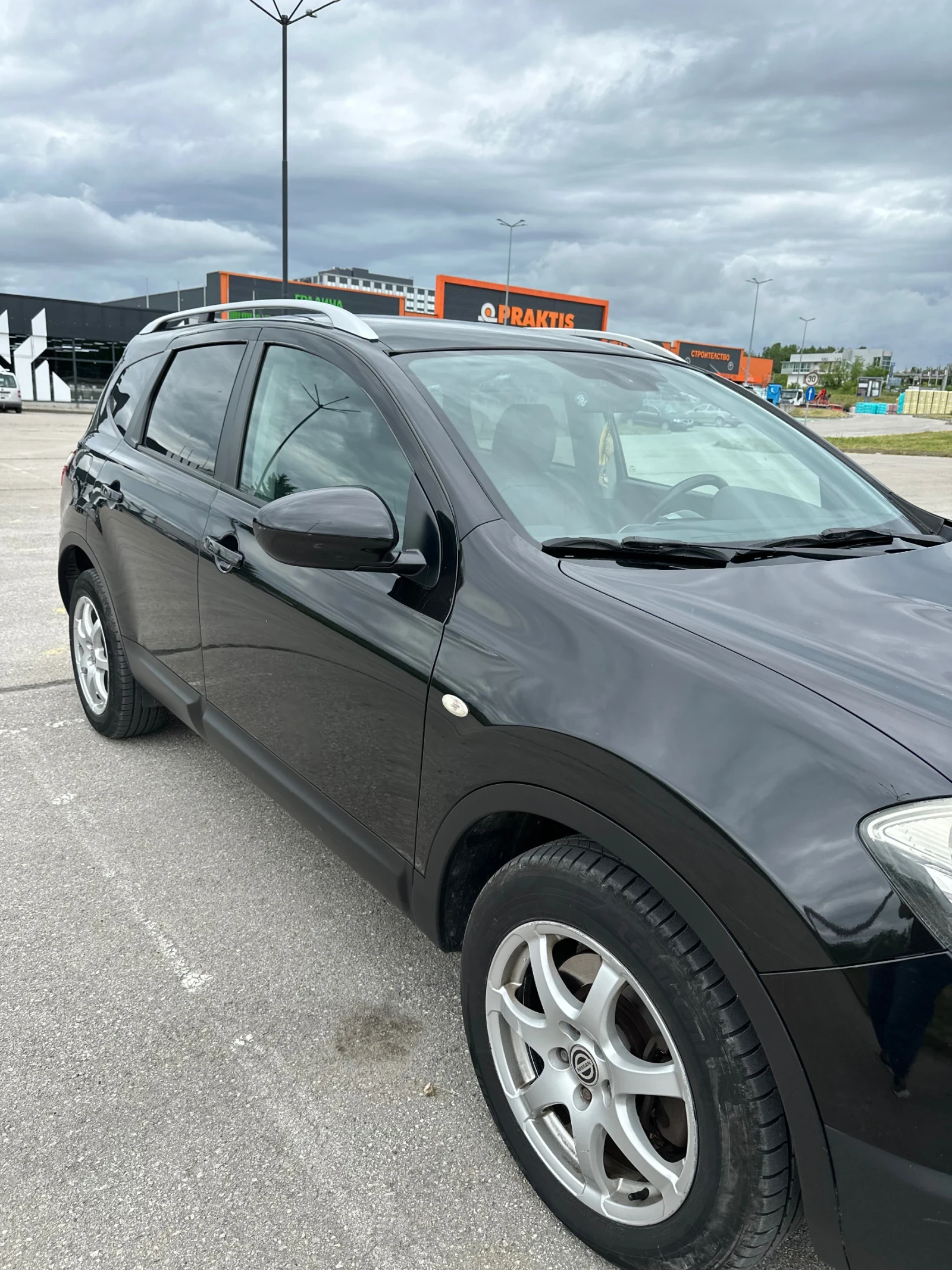 Nissan Qashqai, снимка 4 - Автомобили и джипове - 54763690