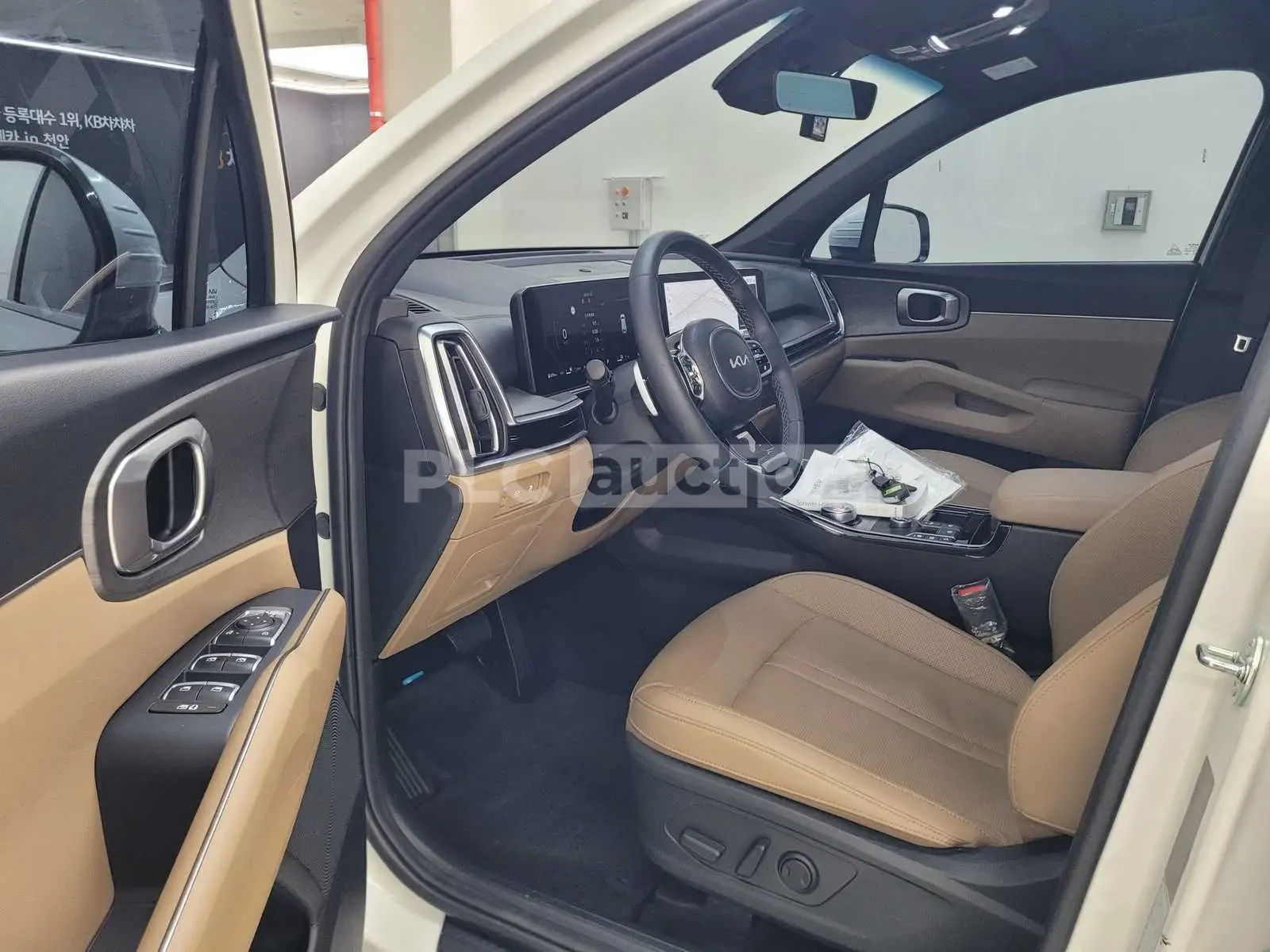 Kia Sorento Hybrid| КАМЕРА| ОБДУХ| DISTRONIC| ВКЛ.ТЕХНОТЕСТ, снимка 5 - Автомобили и джипове - 54848348