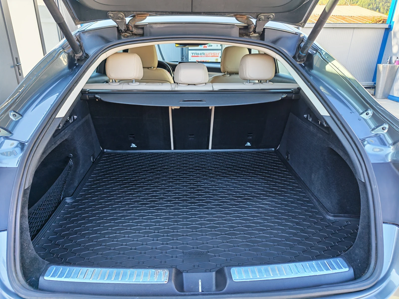 Mercedes-Benz GLC 250 COUPE, 4MATIC, AMG, 9G, AIRMATIC , снимка 14 - Автомобили и джипове - 55156649