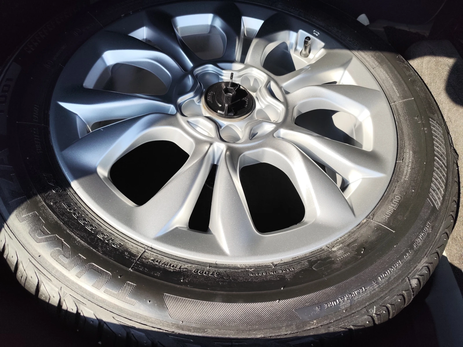 Fiat 500X 1.6i* EURO6B* LED* KLIMA* , снимка 13 - Автомобили и джипове - 55345887