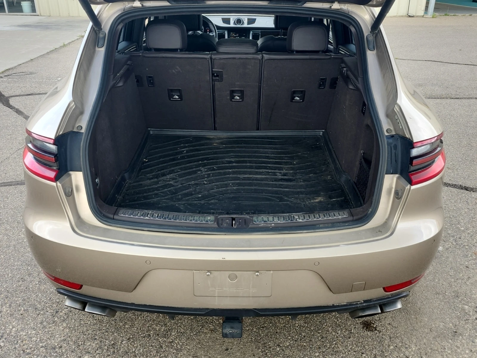 Porsche Macan TURBO/CARFAX/Панорама/Подгрев/Обдух/, снимка 14 - Автомобили и джипове - 55906311