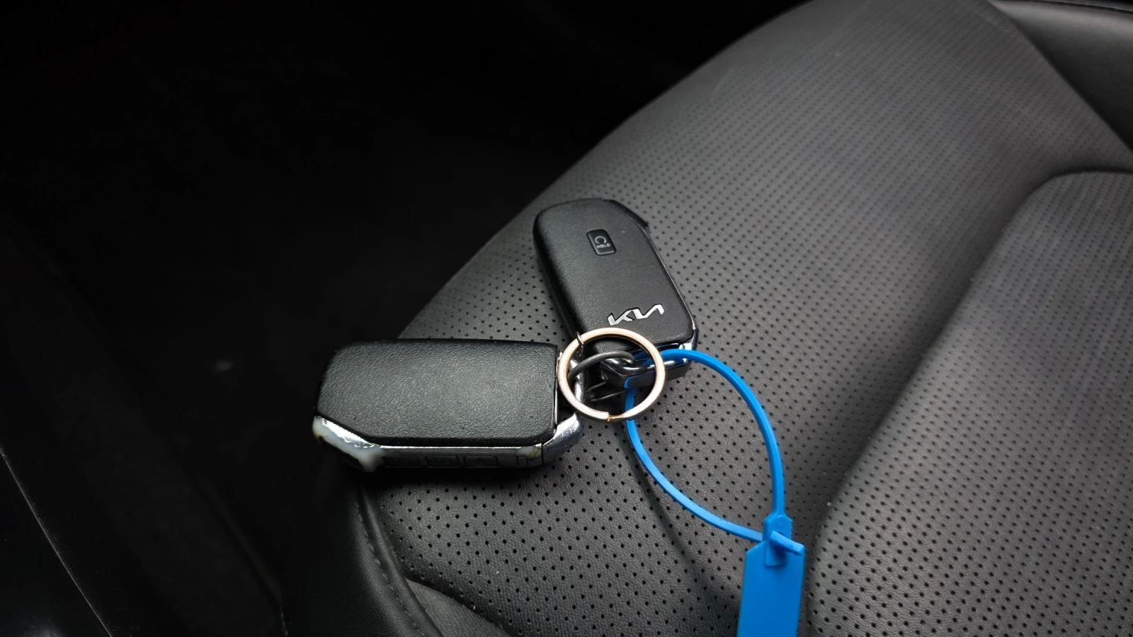 Kia Niro Prestige, снимка 17 - Автомобили и джипове - 56080510