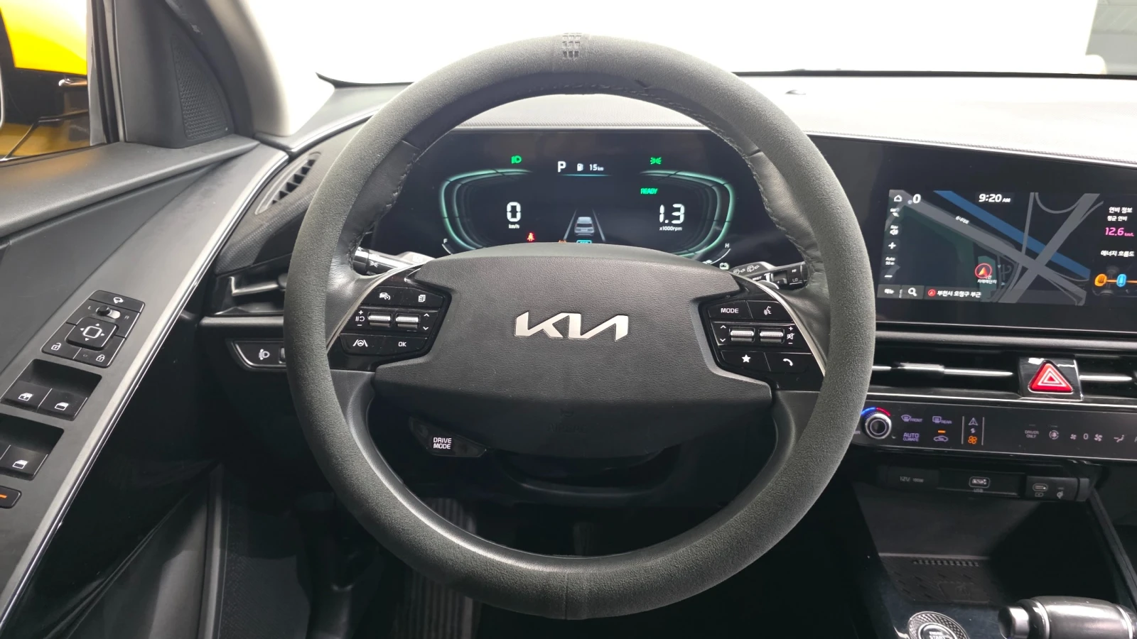 Kia Niro Prestige, снимка 14 - Автомобили и джипове - 56080510