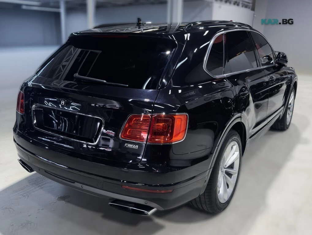 Bentley Bentayga HUD * 360 * Обдухване * АвтоКредит * (ЦЕНА ДО БГ), снимка 4 - Автомобили и джипове - 56126652