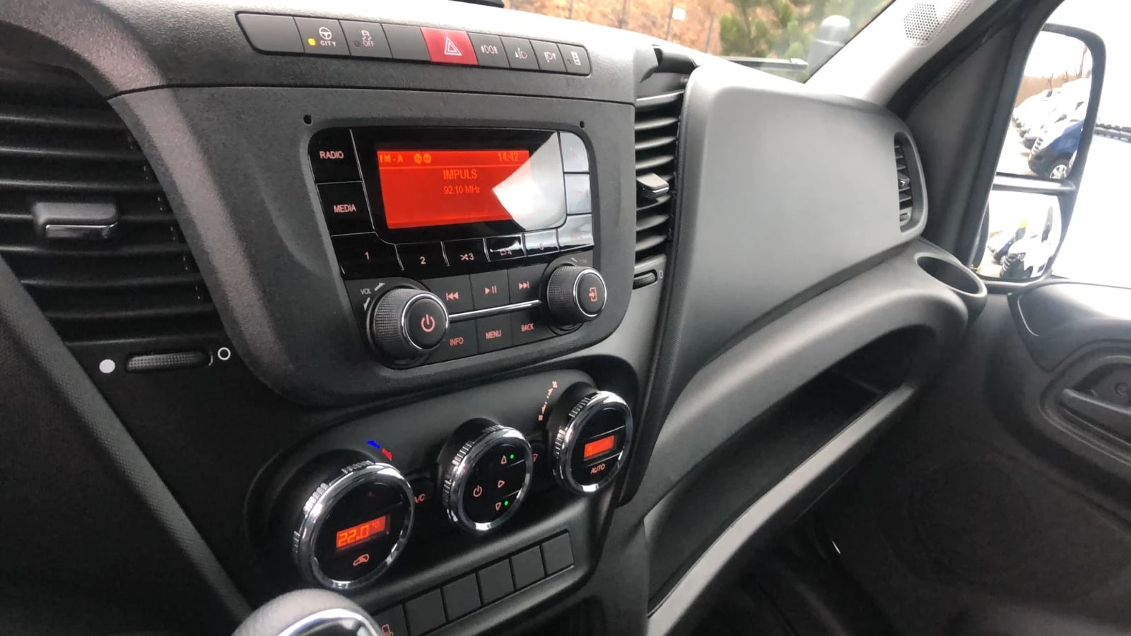 Iveco 35c18 + РЕМАРКЕ - изображение 6