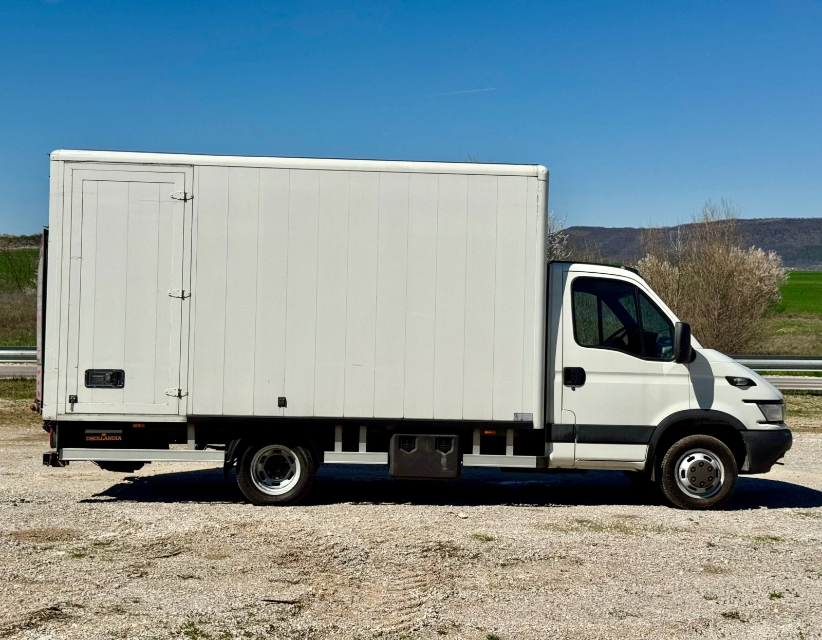 Iveco Daily ПАДАЩ БОРД* СТРАНИЧНА ВРАТА* СЕРВИЗНА ИСТОРИЯ, снимка 7 - Бусове и автобуси - 56104688