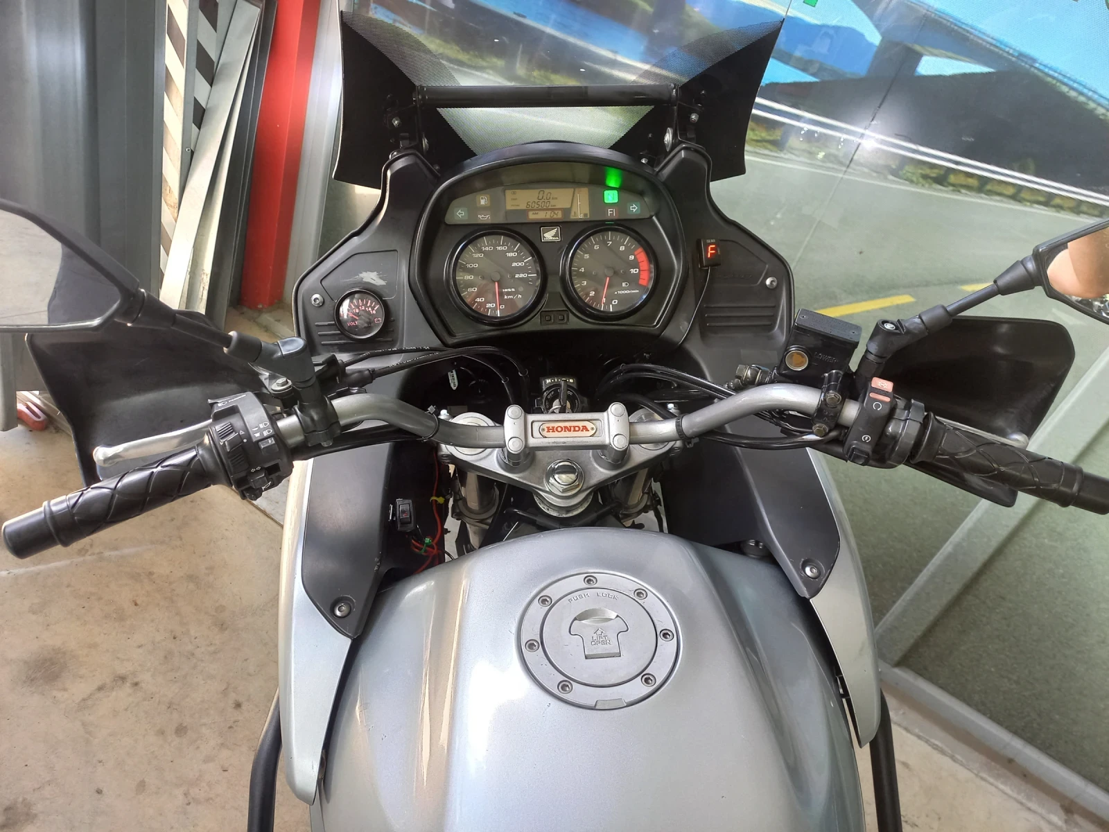 Honda Varadero 1000, снимка 8 - Мотоциклети и мототехника - 54565344