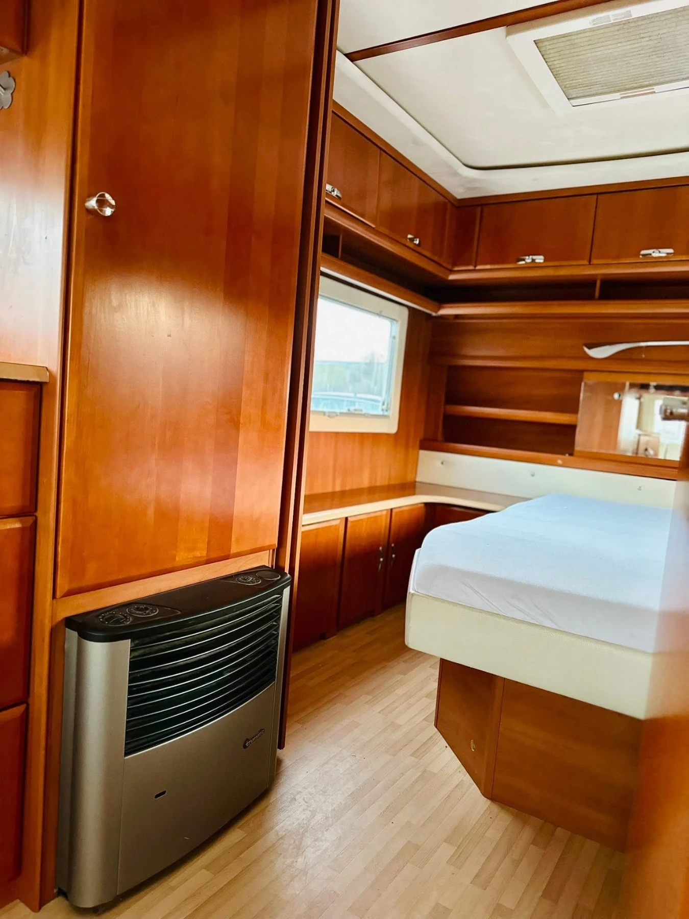 Каравана Tabbert Puccini, снимка 7 - Каравани и кемпери - 53823297