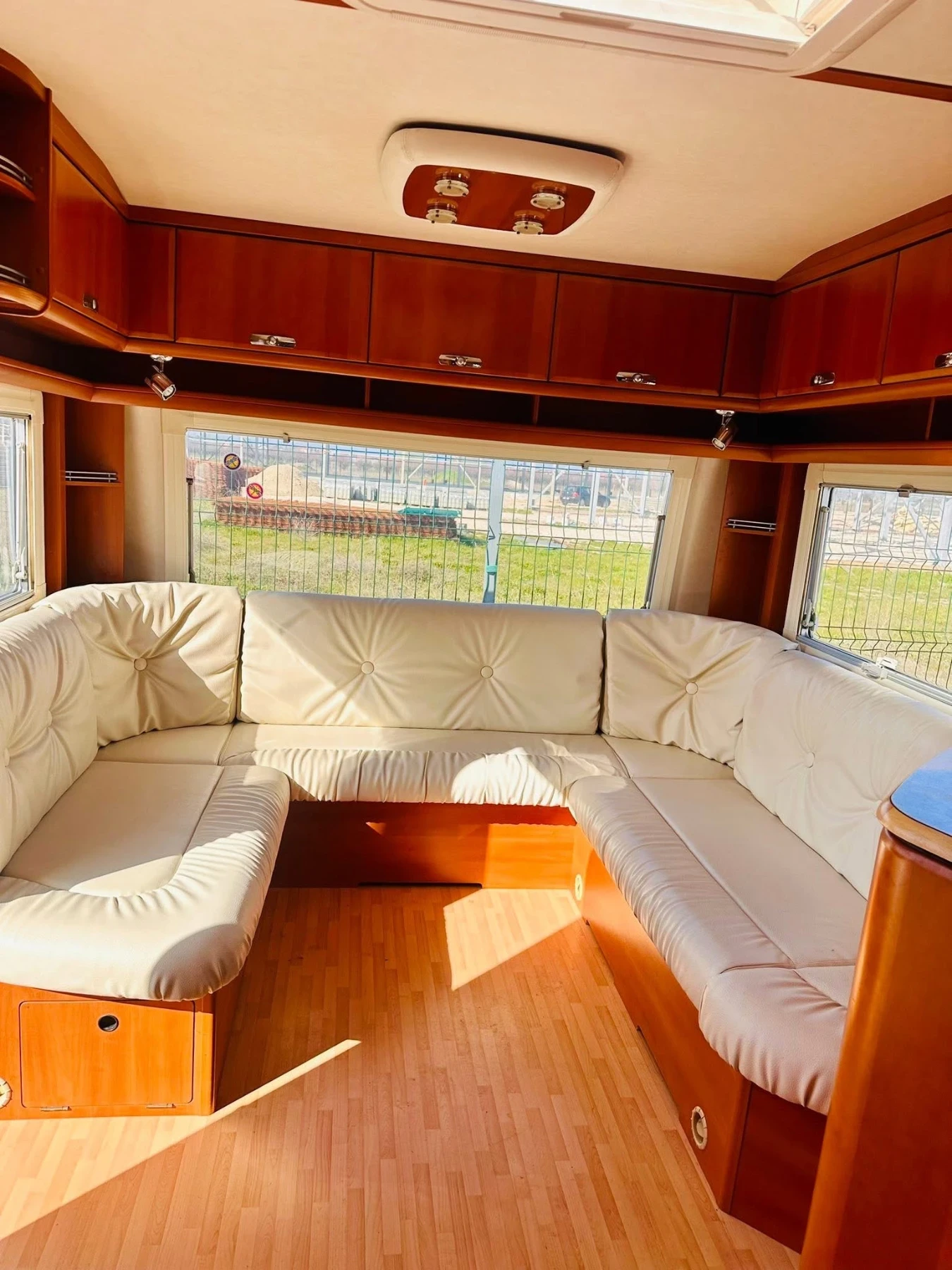 Каравана Tabbert Puccini, снимка 6 - Каравани и кемпери - 53823297