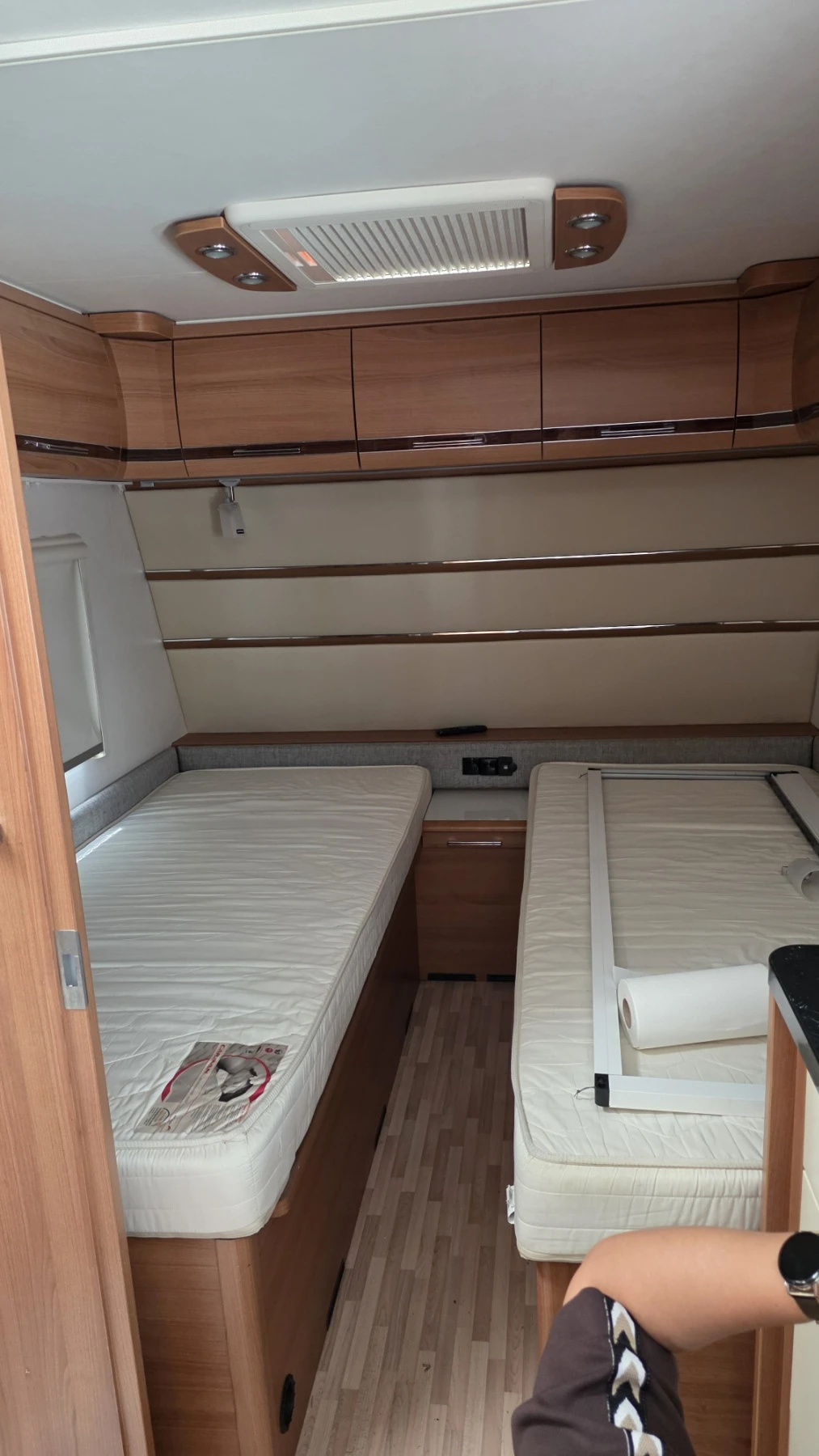Каравана LMC Musica 470E, снимка 8 - Каравани и кемпери - 55663112