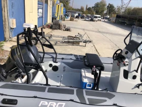 Надуваема лодка Zodiac Pro 6.5, снимка 5