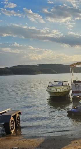 Моторна яхта Fletcher, снимка 6