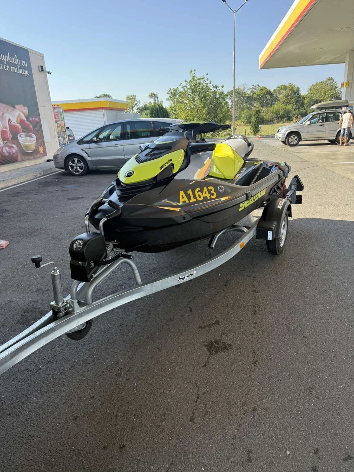 Джет Bombardier Sea Doo GTR230