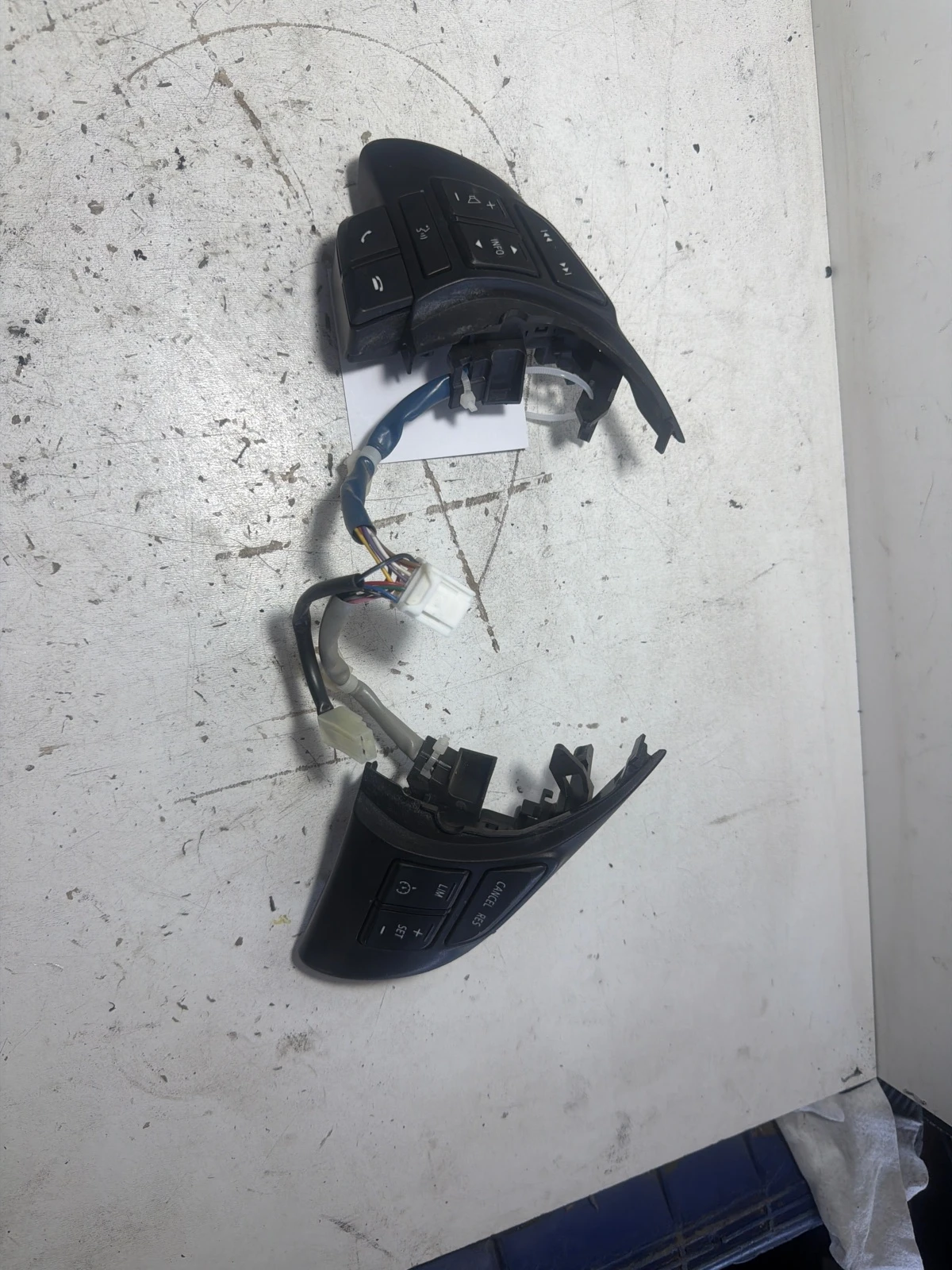 копчета волан 75E504 Mazda CX 5