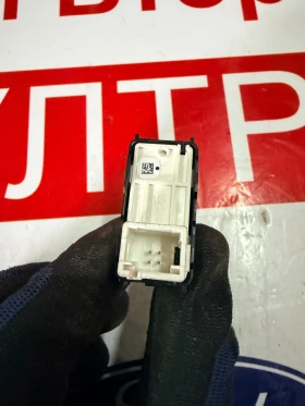 13483539 Копче ел.стъкло OPEL CROSSLAND 2023, снимка 3 - Части - 53696258