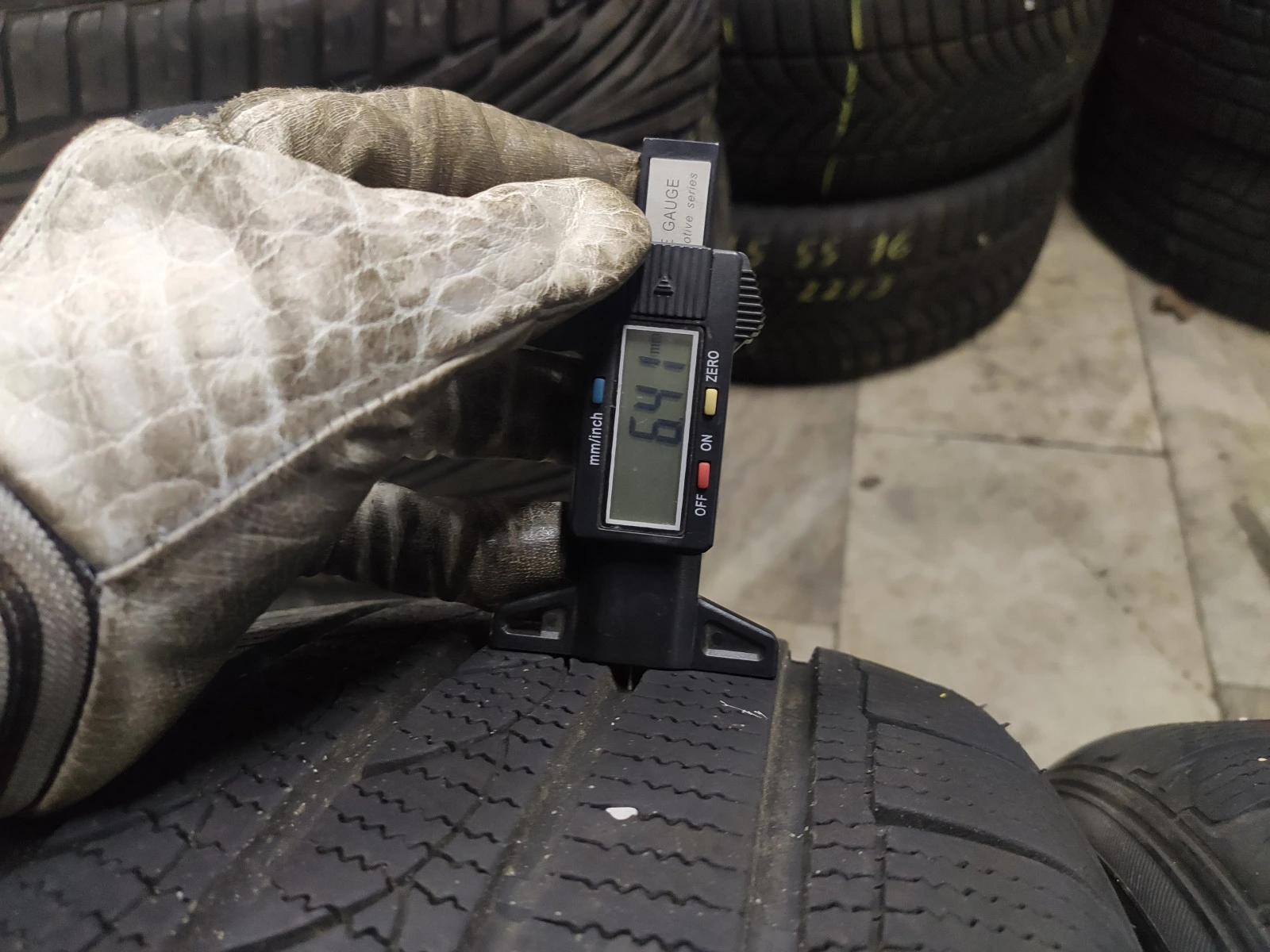  225/40R18 | Mobile.bg   8