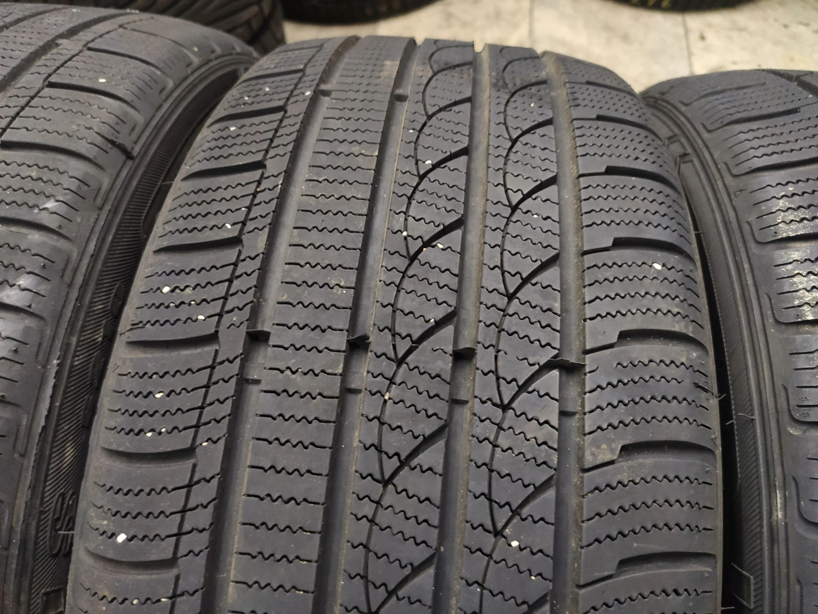  225/40R18 | Mobile.bg   3