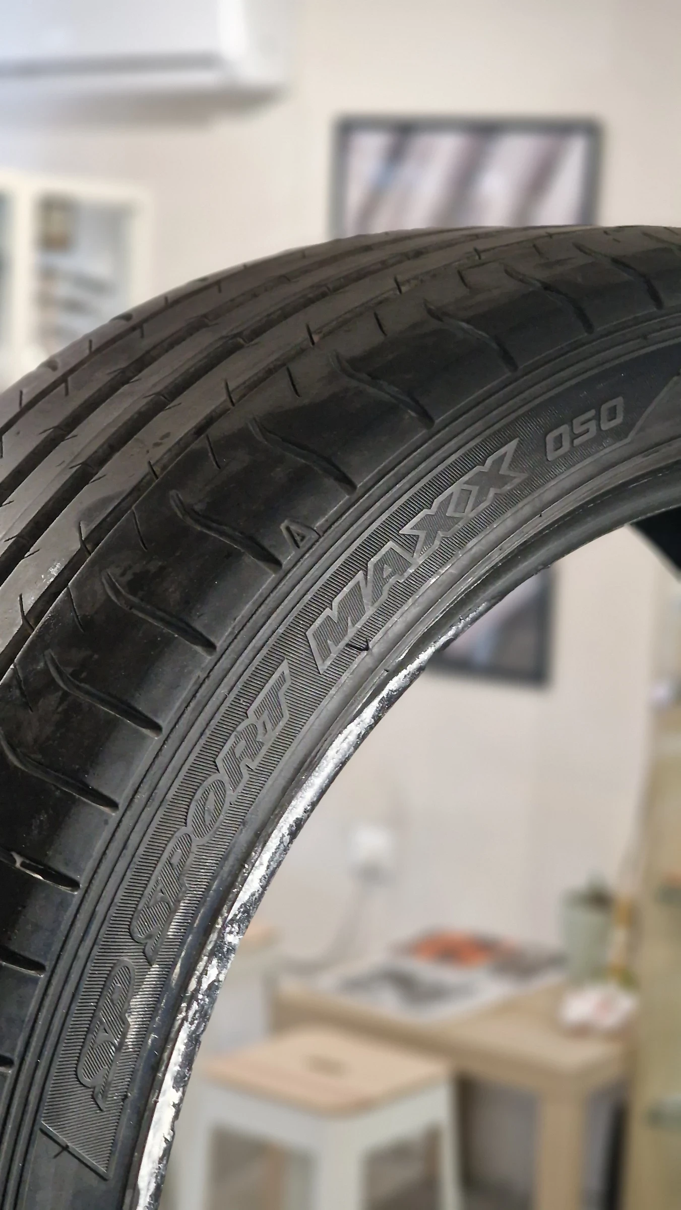 ���� 235/40R19 | Mobile.bg � ����������� 7