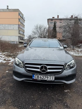 Mercedes-Benz E 220, снимка 1