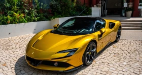 Ferrari SF 90 Spider 4.0 V8 Plug-in Hybrid AWD, снимка 1