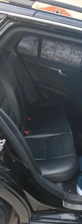 Mercedes-Benz C 200 2.0 CDI, снимка 3