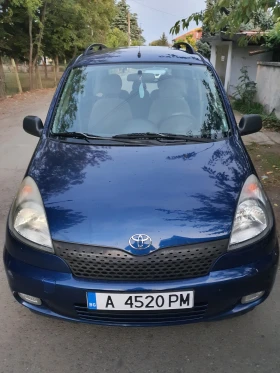 Toyota Yaris verso 1.3 , снимка 1