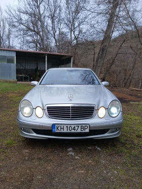 Mercedes-Benz E 220 Avangard, снимка 1