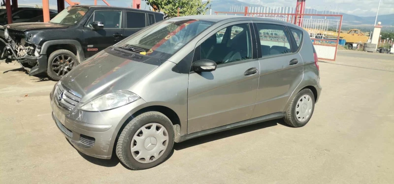 Mercedes-Benz A 150 1.5, снимка 2 - Автомобили и джипове - 47066237