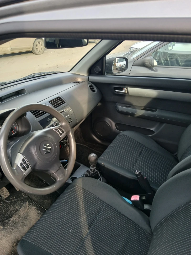 Suzuki Swift, снимка 5 - Автомобили и джипове - 49228159