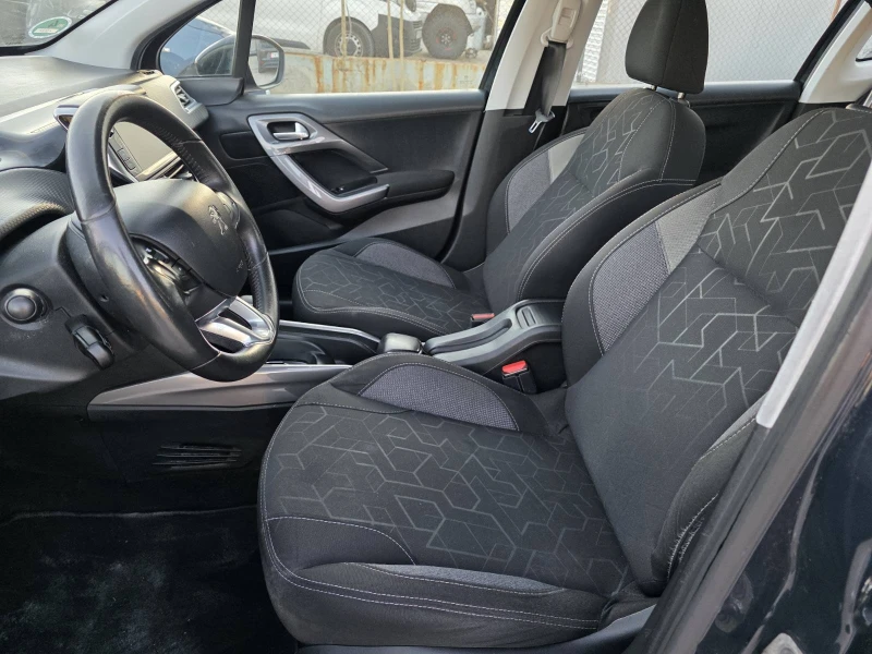Peugeot 2008 1.2 PureTech Автоматик| Навигация| Камера, снимка 9 - Автомобили и джипове - 51825873