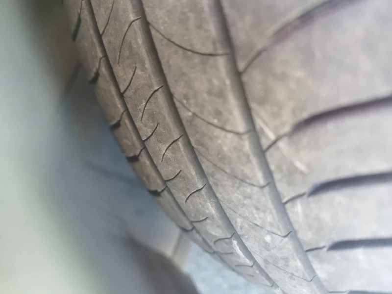 Nissan Primera Бензин-газ, снимка 7 - Автомобили и джипове - 52345996