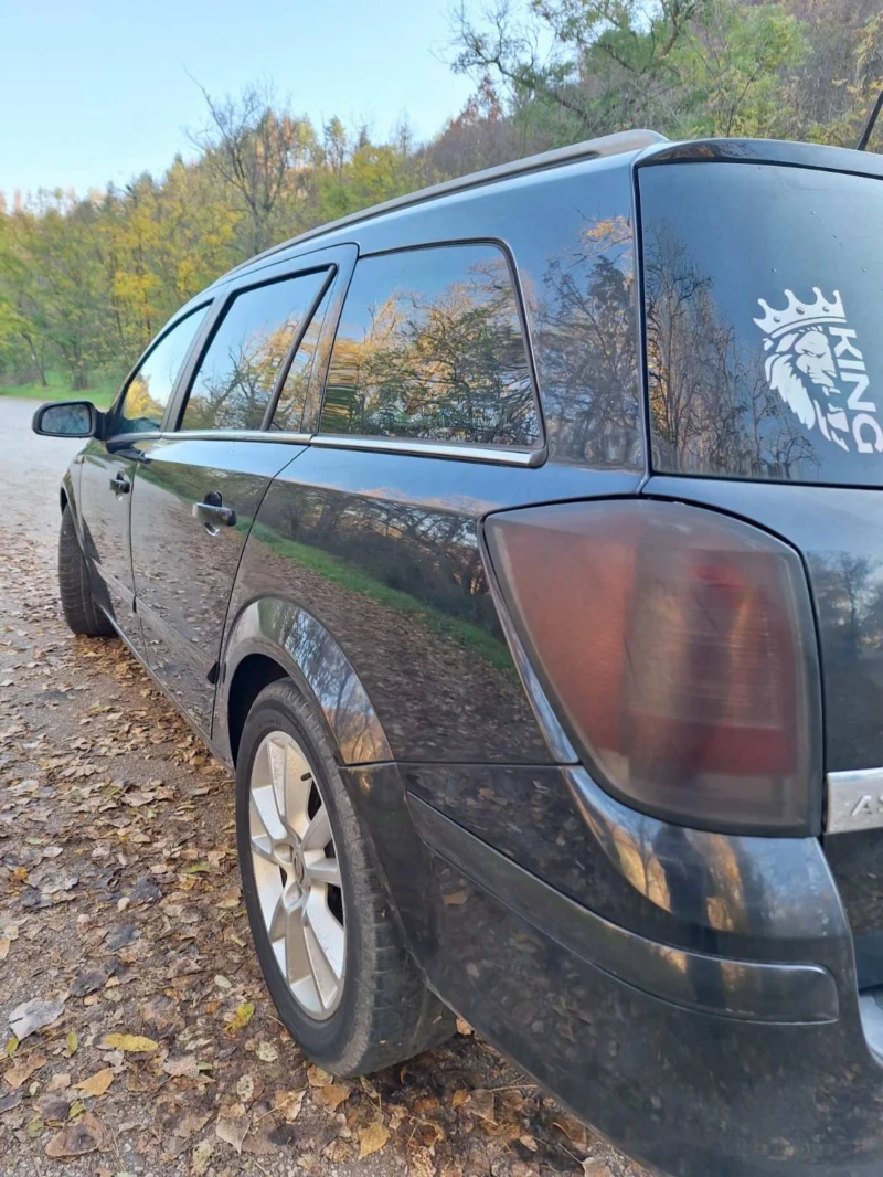 Opel Astra 1.7 CDTI , снимка 8 - Автомобили и джипове - 52472002