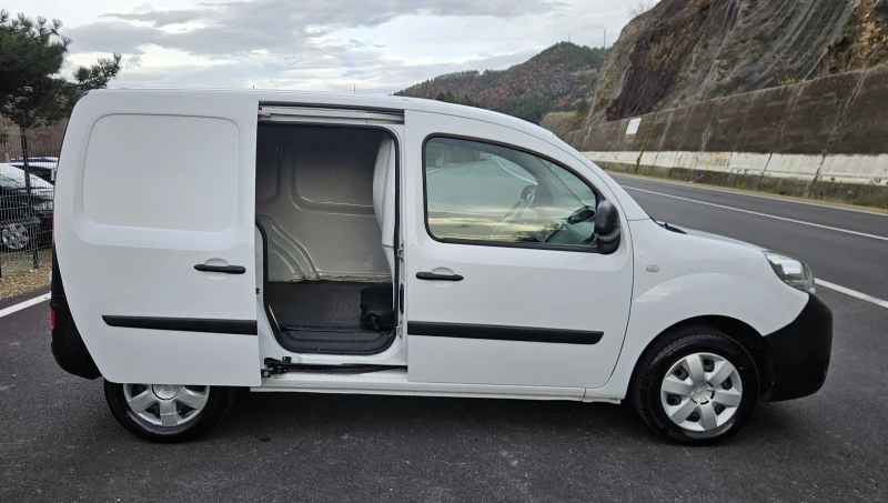 Renault Kangoo 1.5 DCI , снимка 11 - Автомобили и джипове - 52551506