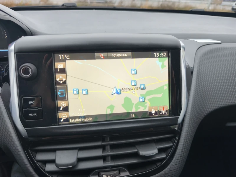 Peugeot 2008 1.6HDI 120кс ALLURE FULL SERVICE IN PEUGEOT EVRO 6, снимка 11 - Автомобили и джипове - 52892437